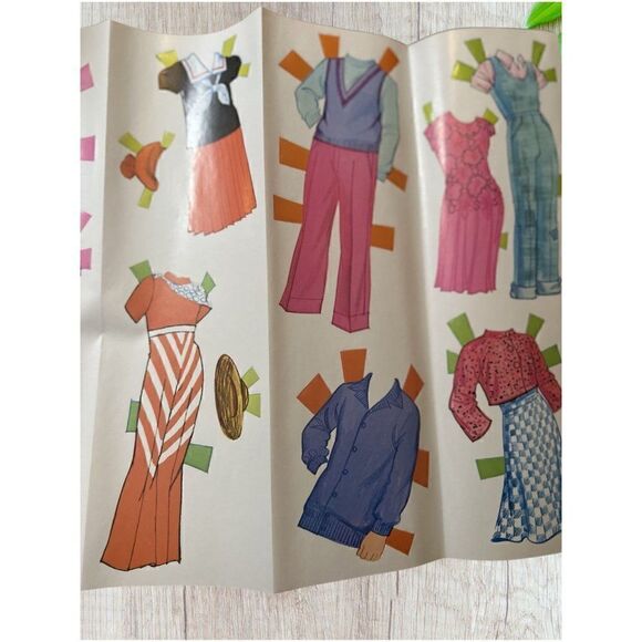 Set of 2 Vintage Paper Doll Sets | The Waltons & Green Acres - Picture 4 of 10